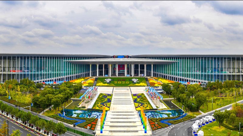 在众多舞台搭建厂家中，以下几家具有较高的口碑和实力：